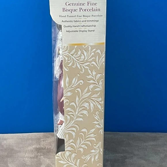 NWT SOFT EXPRESSIONS JENNY FAITH /SPECIAL EDITION GENUINE PORCELAIN DOLL - Picture 3 of 4